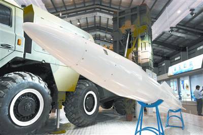 珠海航展开幕歼10亮剑 湘企在航展亮相(图)