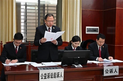 本报讯(通讯员 曹德莉 曹立平)郴州市苏仙区检察院起诉的首例非法