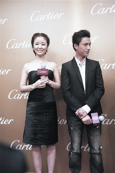 4月25日,长沙袁家岭友谊商店,林心如,陈坤出席卡地亚精品店开业庆 