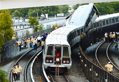 华盛顿地铁致命追尾9死76伤